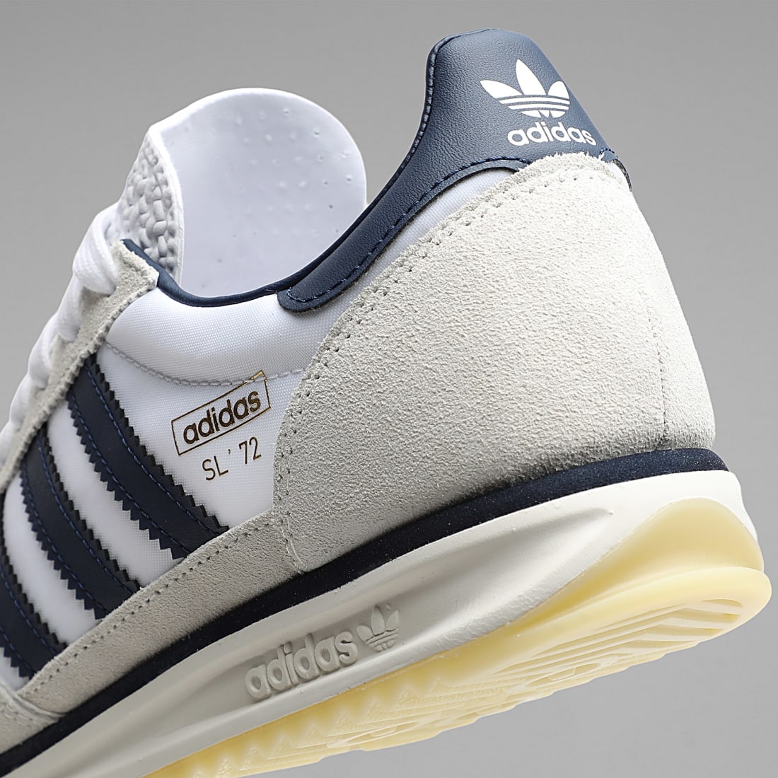 Adidas SL 72