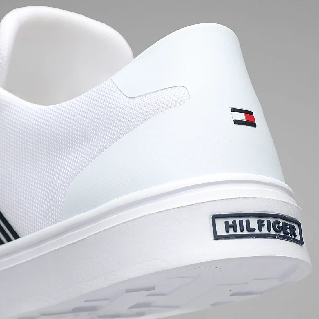 Tommy Hilfiger Baskets Lightweight Stripes Knit 2836 Blanc